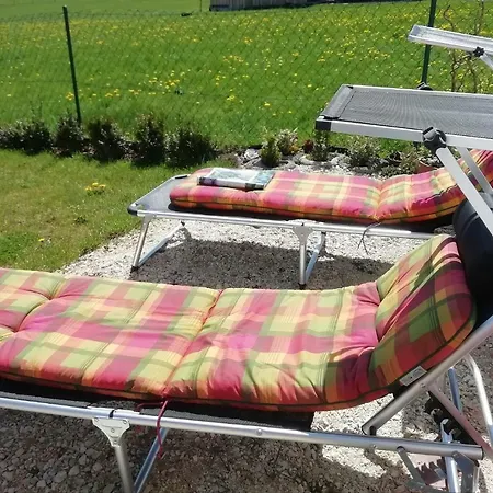 Am Haselbach 度假居 *